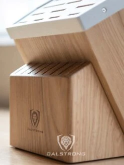 Universal Knife Block | 23 Slots | Dalstrong © -Dalstrong 1065x1420 2974 1080x b0a35e9b 0723 44aa 9382 6d17a2d0f9a7