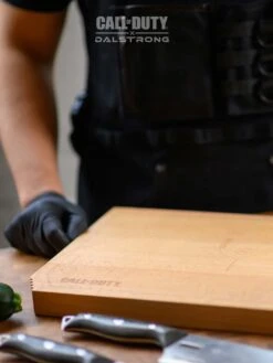 Cutting Board With Rubberwood Stand | Call Of Duty © Edition | EXCLUSIVE COLLECTOR BOARD | Dalstrong © 17 Cutting Board With Rubberwood Stand | Call Of Duty © Edition | EXCLUSIVE COLLECTOR BOARD | Dalstrong © -Dalstrong Board 3 1080x d37f6c5e dc46 4a45 a59c 6a684b31e40c