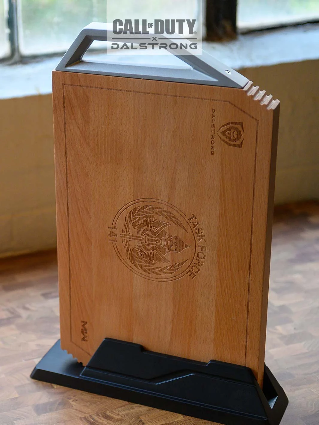 Cutting Board With Rubberwood Stand | Call Of Duty © Edition | EXCLUSIVE COLLECTOR BOARD | Dalstrong © 9 Cutting Board With Rubberwood Stand | Call Of Duty © Edition | EXCLUSIVE COLLECTOR BOARD | Dalstrong © - Image 7