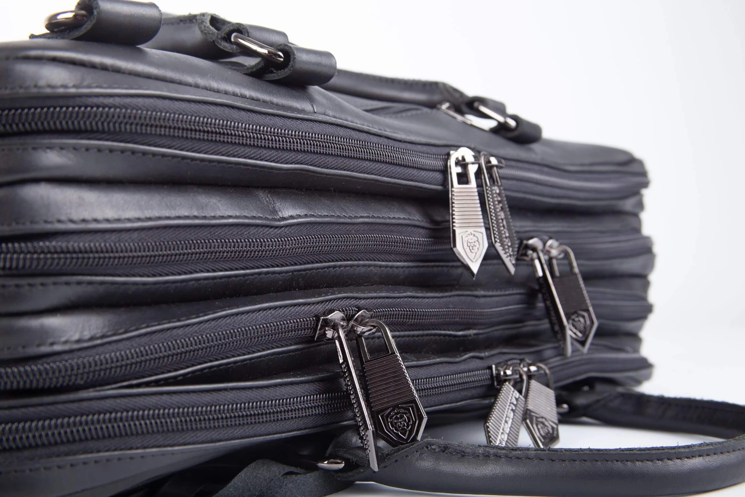 Premium 4 Pocket Knife Bag | The Culinary Commander | Dalstrong © 6 Premium 4 Pocket Knife Bag | The Culinary Commander | Dalstrong © - Image 4